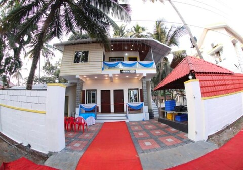 His Grace Holiday Home