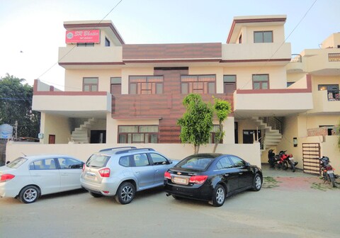 SR Bhatia RESIDENCY