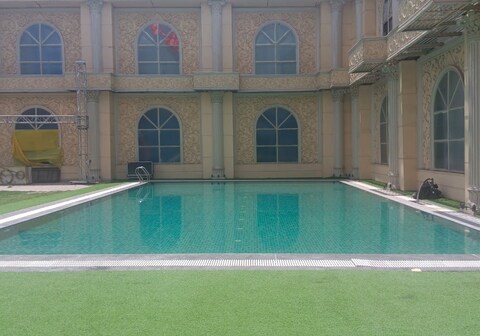 Kanak Garden Resort & Party-Lawn