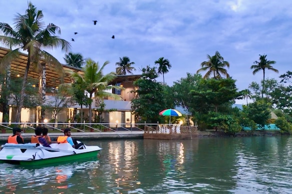 Brackish Kayal Resort