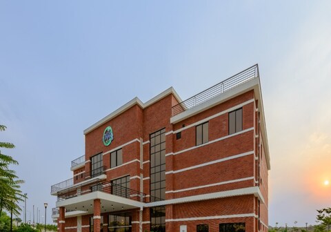 Prestige Nirvana Club