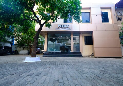 Hotel Peace International