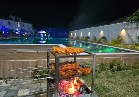 HOTEL TIGER INN BEACH RESORT