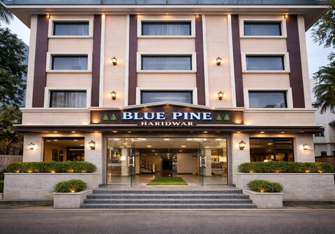 Hotel Blue Pine.