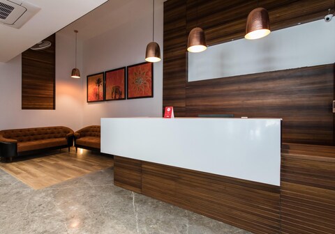 HOTEL SOLITAIRE VIJAY NAGAR BY LOTO PREMIER