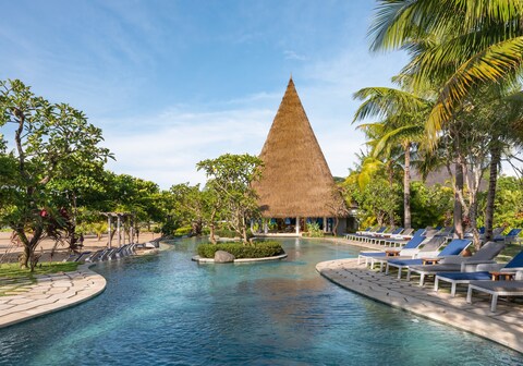 SUDAMALA KOMODO LABUAN BAJO