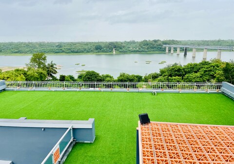 Krishna Riverside Resort