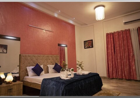 4Bhk Villa with pvt pool  Lonavala