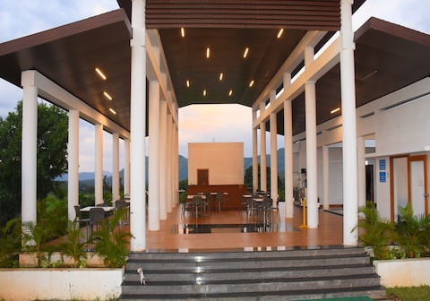 KSTDC Hotel Mayura Bharachukki Shivanasamudra