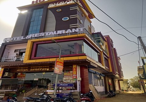 Hotel Bhavya Tower