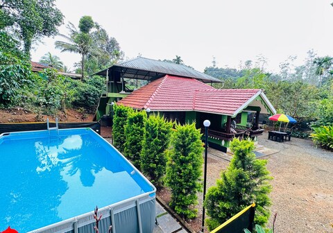 Golden Pearl Private Villa with Pool Vythiri