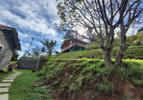Bodhi Hideout Puliyur Noor Garden