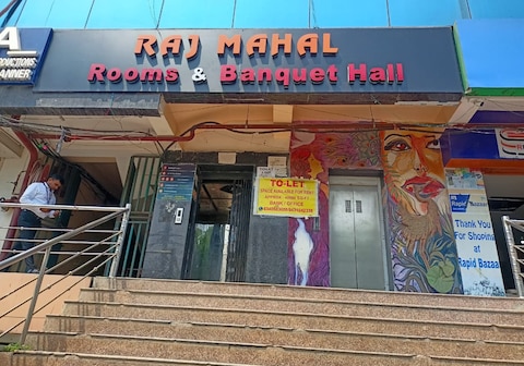 Raj Mahal Rooms And Banquet