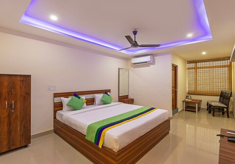 Treebo Nandi Comforts, Peenya