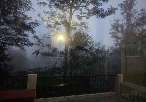 Cloud 9 Yercaud Luxury Villa w Views