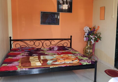 Madhu Suman Niwas