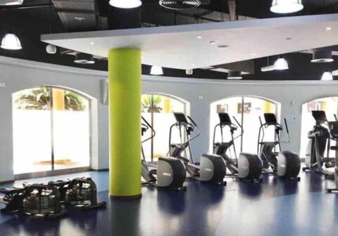 Urban Panda SkyView Hostel JBR