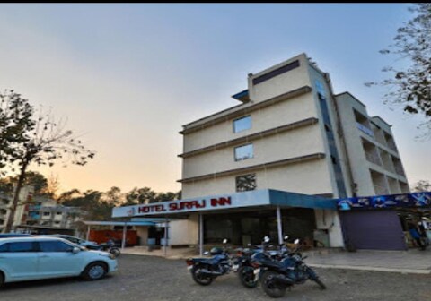 Hotel Suraj Inn