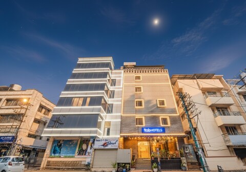 FabExpress Sri Krishna Suites