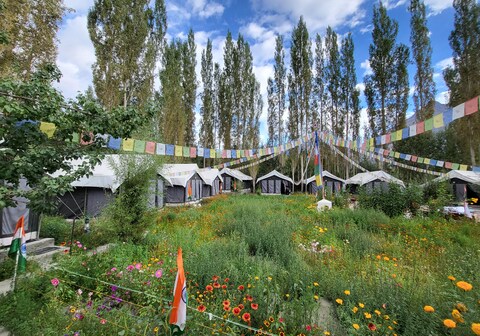 Ladakh Heaven Hills | Rooms & Restaurant