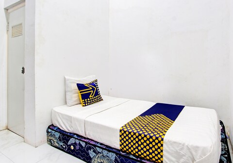 Hotel O Agus Kostel SyariahNearWisata Agro Jollong