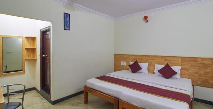Olive Residency-deluxe ac room 2