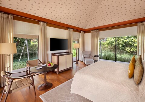 The Oberoi Vindhyavilas Wildlife Resort, Bandhavgarh