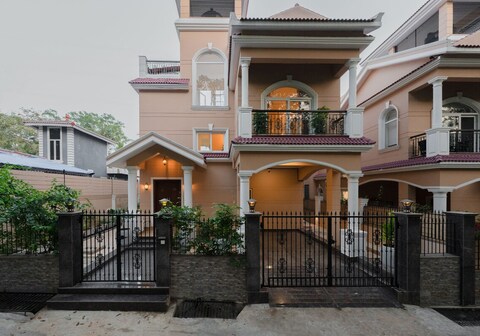 Staymaster Una 4BR Assagao Pool Terrace