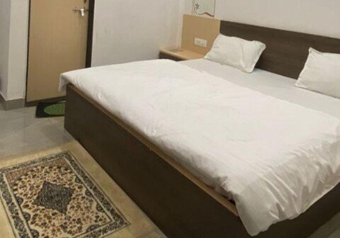 FabExpress Sanket Inn