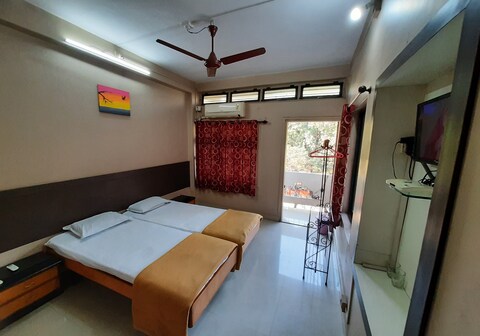 Hotel Ashray Residency