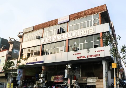 Hotel O The Vansh Balaji Hot