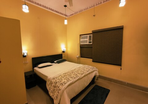 Monkstays Banaras