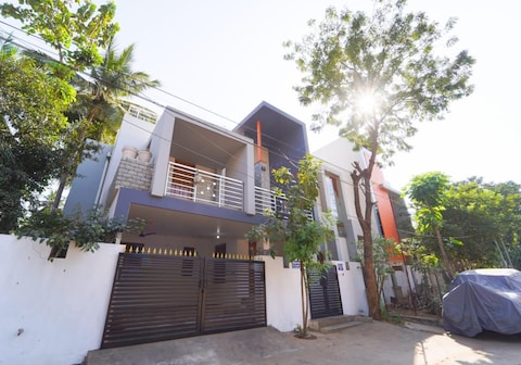 GREEN HOME STAY