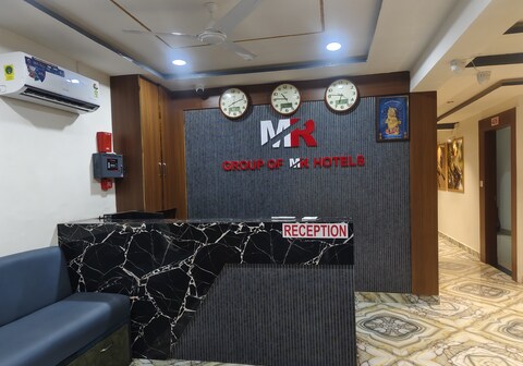 Hotel MARUTI R Drive Inn Road