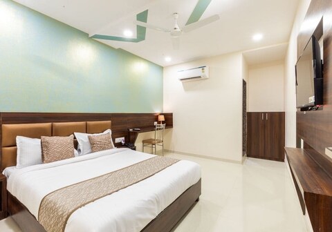BKC NX Rooms and Caretaker