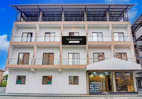 Townhouse Lonavala Formerly Mountain Meadows Resort