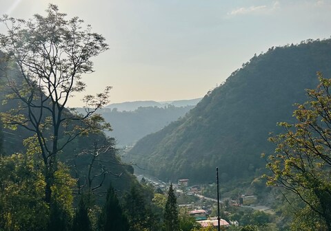 Hotel skyview and family restaurant