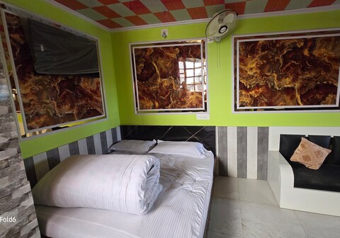 Jaan Hotel and Restaurant