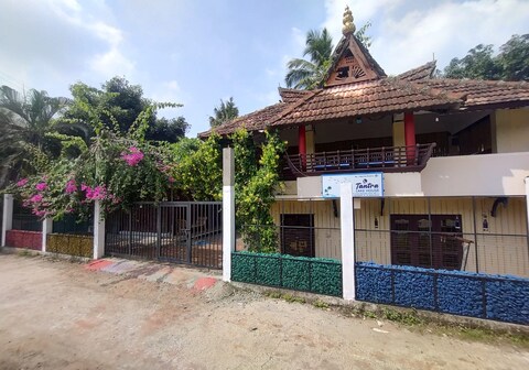 Tantra Lake View Stay