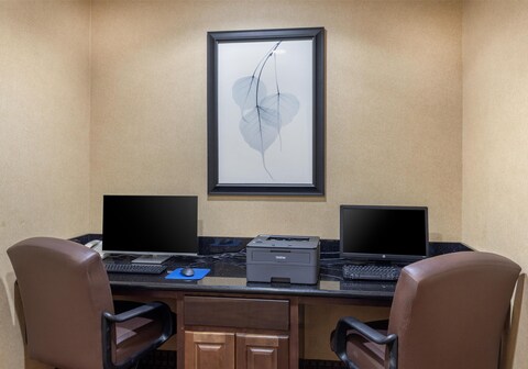 BEST WESTERN BASTROP PINES INN