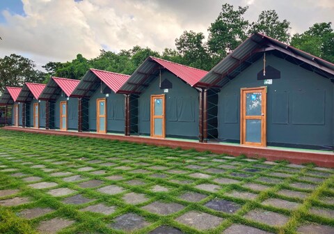 Nature Deck Kali River Garden Camping