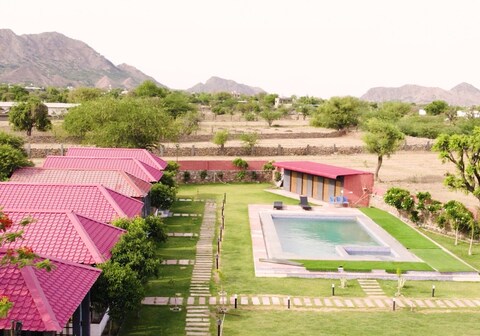 Solace Tranquil Farm Villas x4 with Pool Nature Meets Comfort