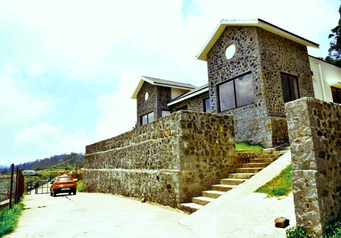 Happy Days 2BH Luxury Villa