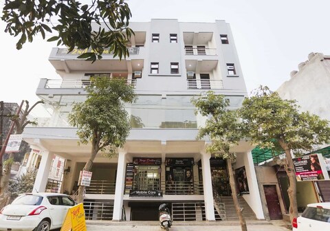 Hotel O Sector 3 Ghaziabad Formerly Cloud Inn