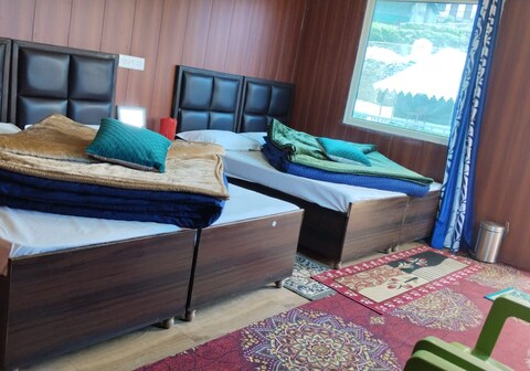 Tungnath Bugyal Homestay