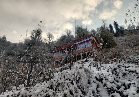 Trimurti Ochrard and Cafe