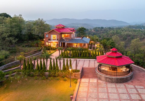 StayVista at Dhauladhar House