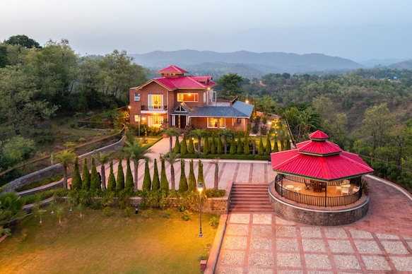 StayVista at Dhauladhar House