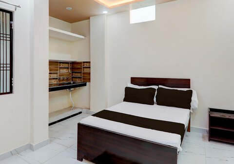 SPOT ON Hotel Diamond Dreams