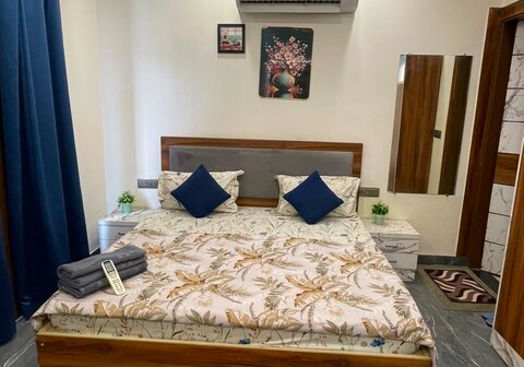 VisitorStayInn - 1BHK, 2BHK